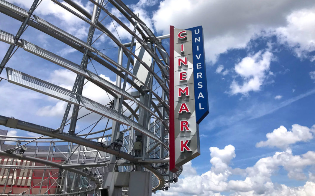 Cinemark free parking universal citywalk